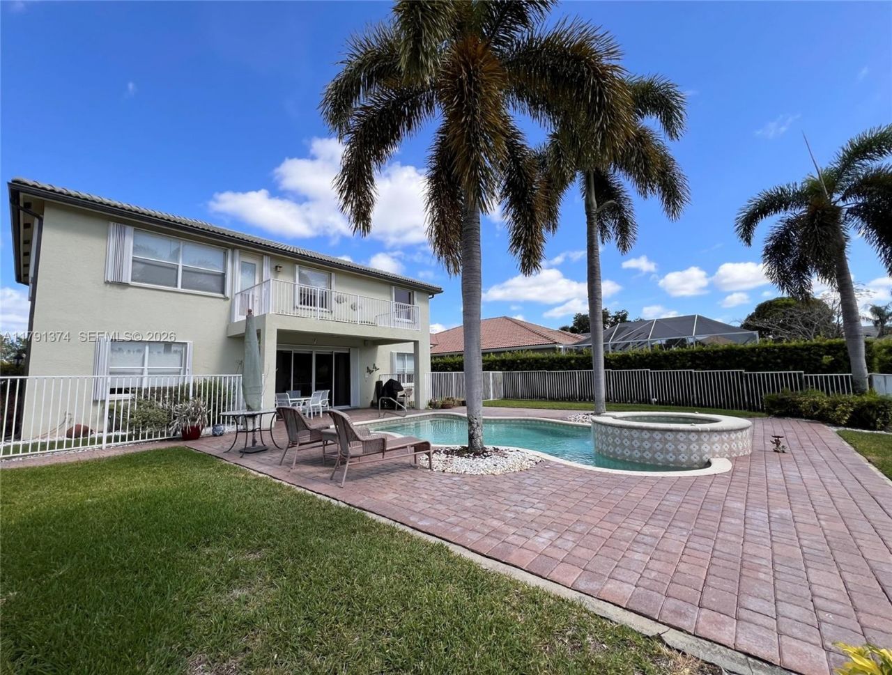 113 Bella Vista Way, Royal Palm Beach, FL 33411 Photo