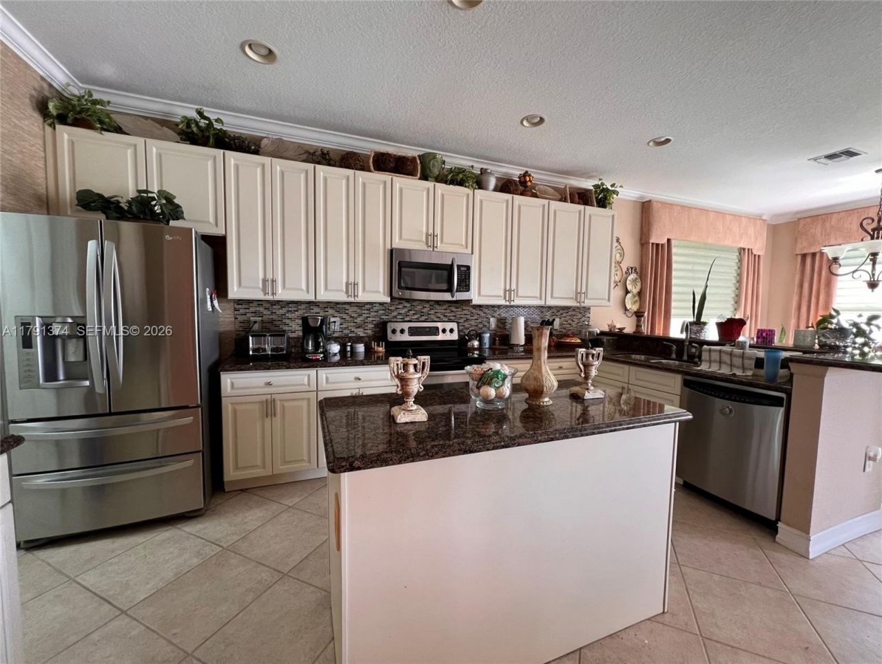 113 Bella Vista Way, Royal Palm Beach, FL 33411 Photo
