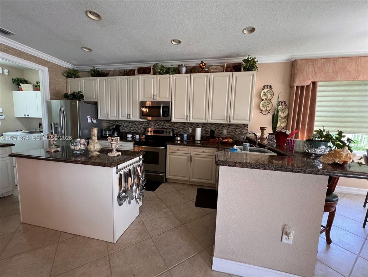 113 Bella Vista Way, Royal Palm Beach, FL 33411 Photo