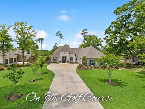 736 PLANTATION Drive, Abita Springs, LA 70420