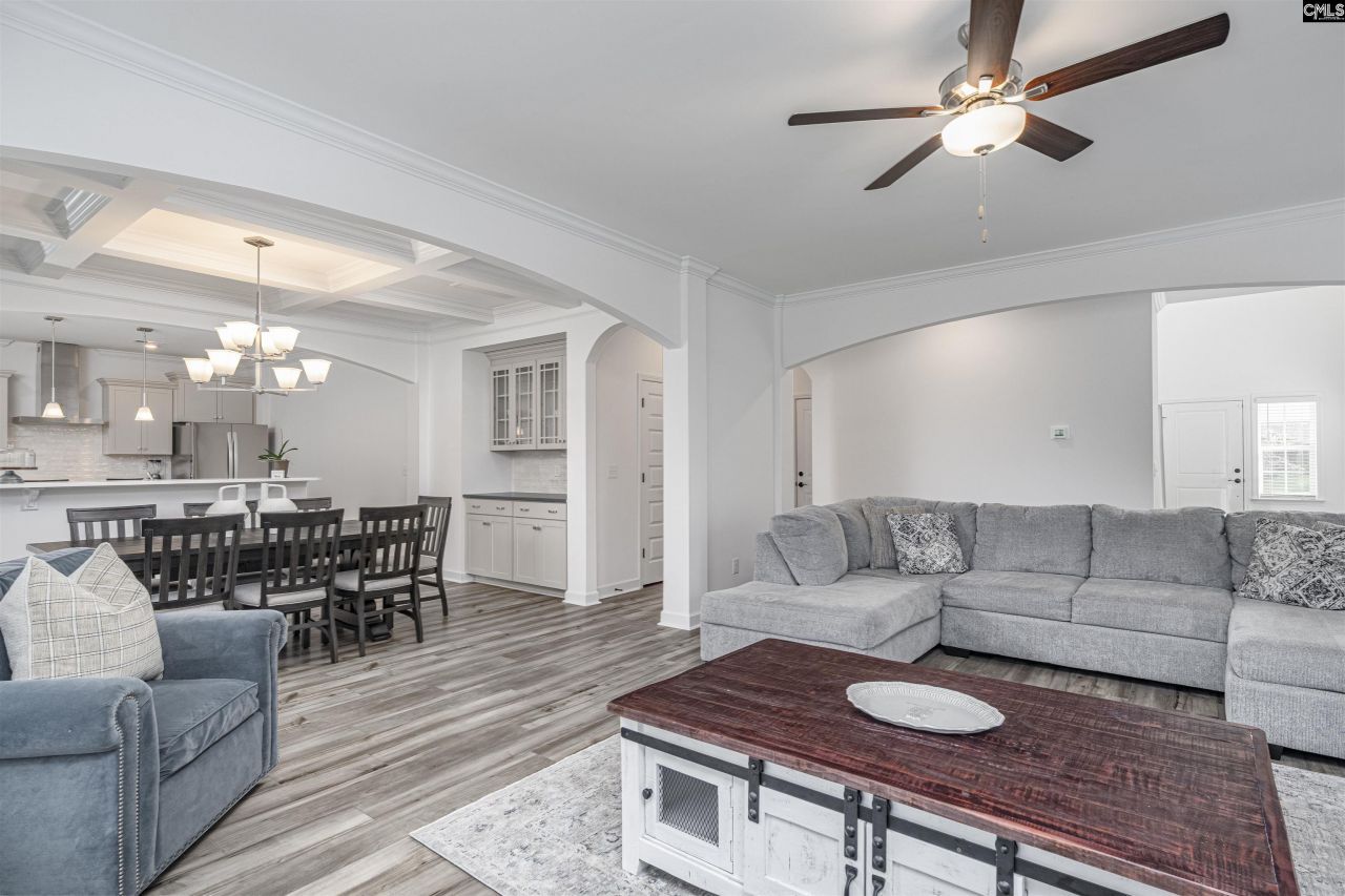 727 Sterling Creek Court Photo 10