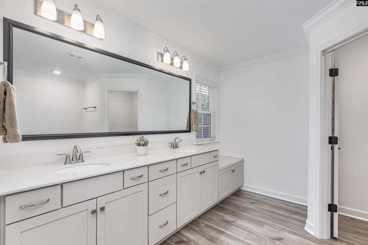 727 Sterling Creek Court Photo 24