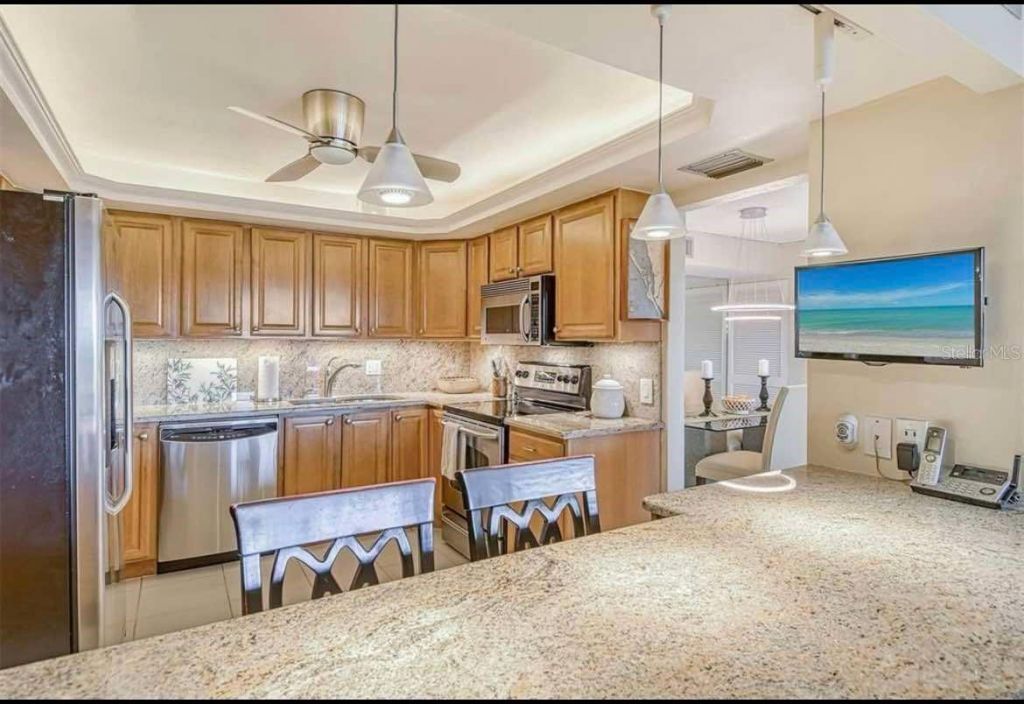2295 E Gulf Of Mexico Drive E, Unit 55, Longboat Key, FL 34228 Photo