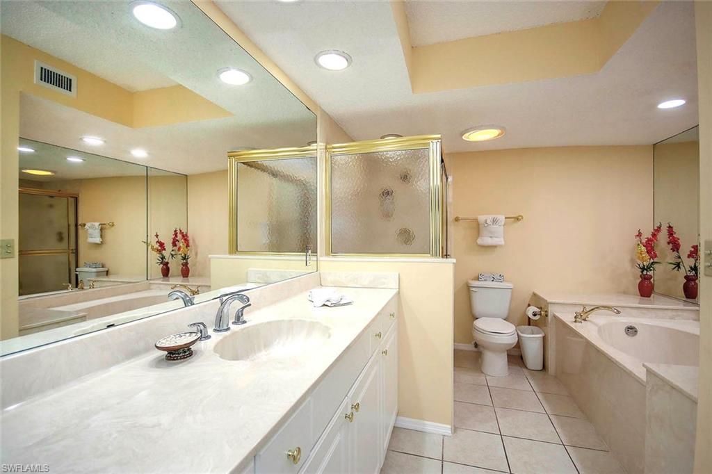 2445 W Gulf Dr, Unit 43E, Sanibel, FL 33957 Photo