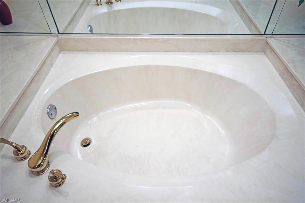 2445 W Gulf Dr, Unit 43E, Sanibel, FL 33957 Photo