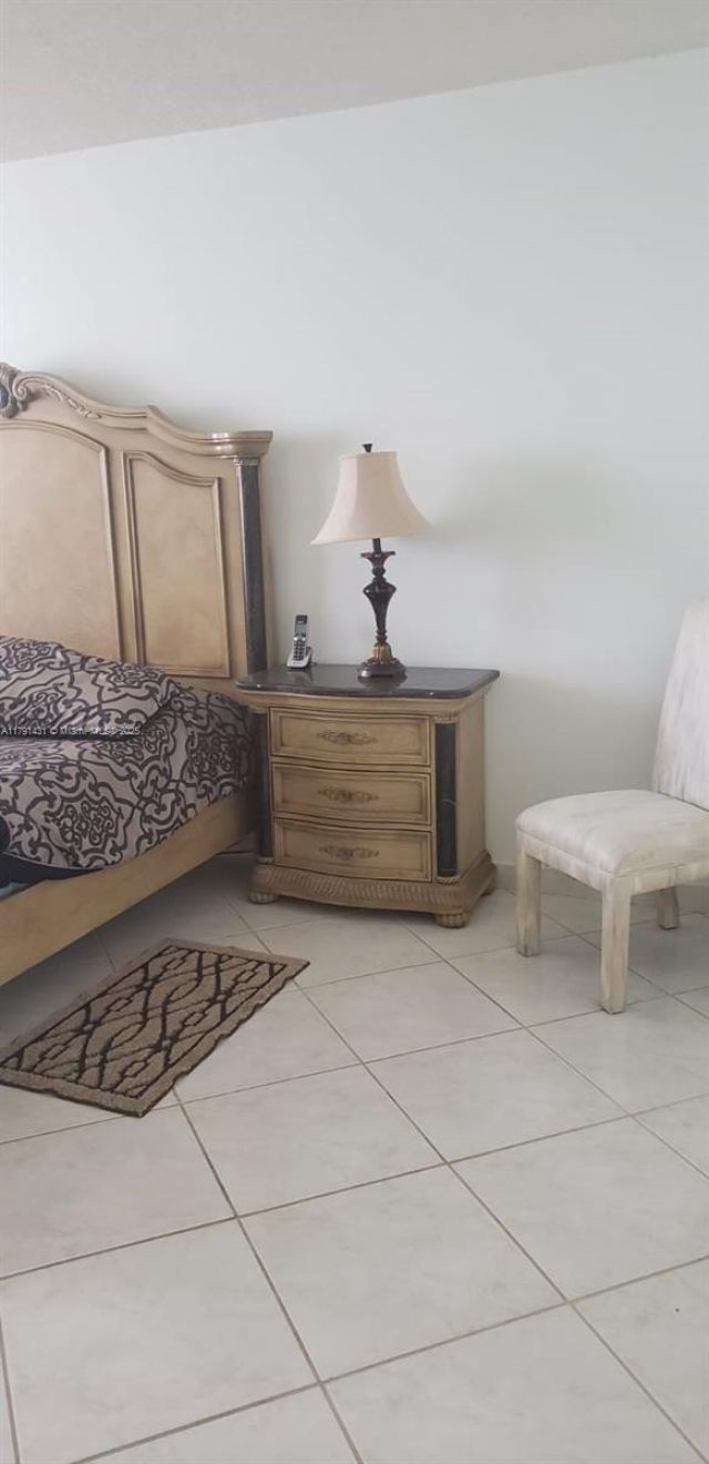 3725 S Ocean Dr, Unit 1208, Hollywood, FL 33019 Photo