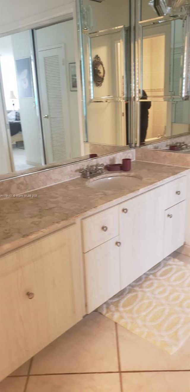 3725 S Ocean Dr, Unit 1208, Hollywood, FL 33019 Photo