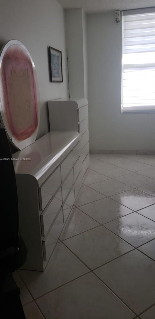 3725 S Ocean Dr, Unit 1208, Hollywood, FL 33019 Photo