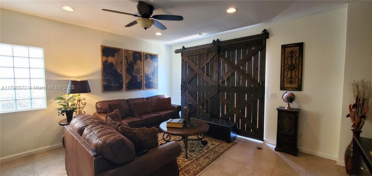 9042 Silver Glen Way, Lake Worth, FL 33467 Photo