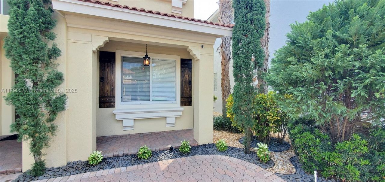 9042 Silver Glen Way, Lake Worth, FL 33467 Photo