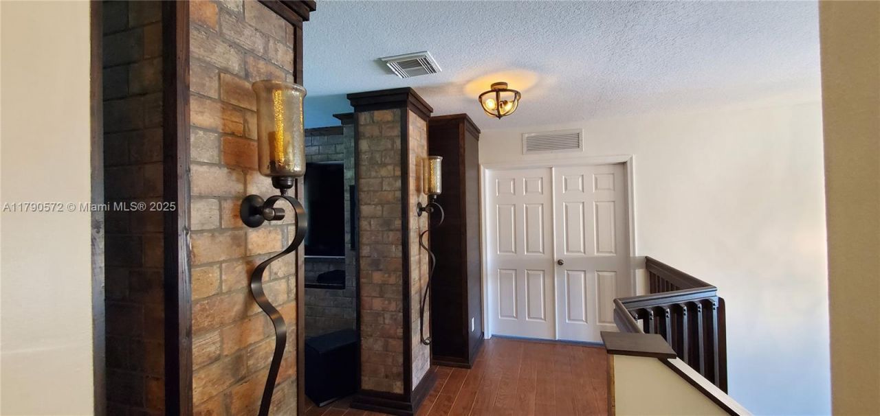 9042 Silver Glen Way, Lake Worth, FL 33467 Photo