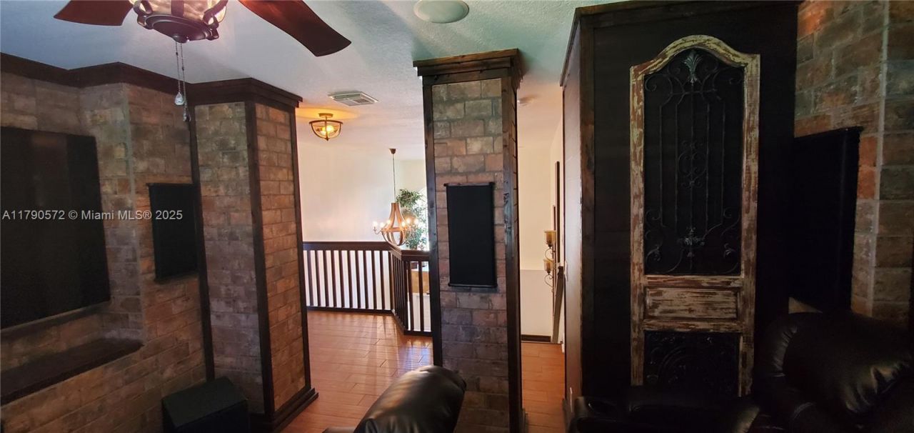 9042 Silver Glen Way, Lake Worth, FL 33467 Photo