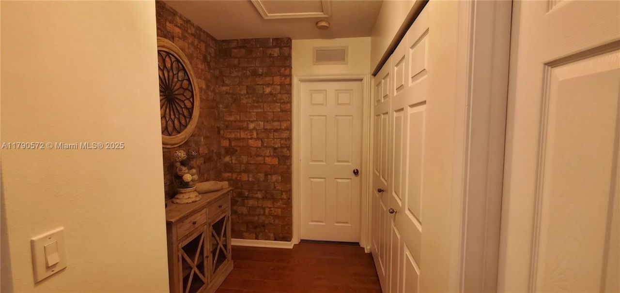 9042 Silver Glen Way, Lake Worth, FL 33467 Photo