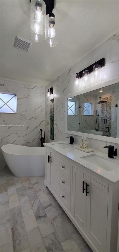 9042 Silver Glen Way, Lake Worth, FL 33467 Photo