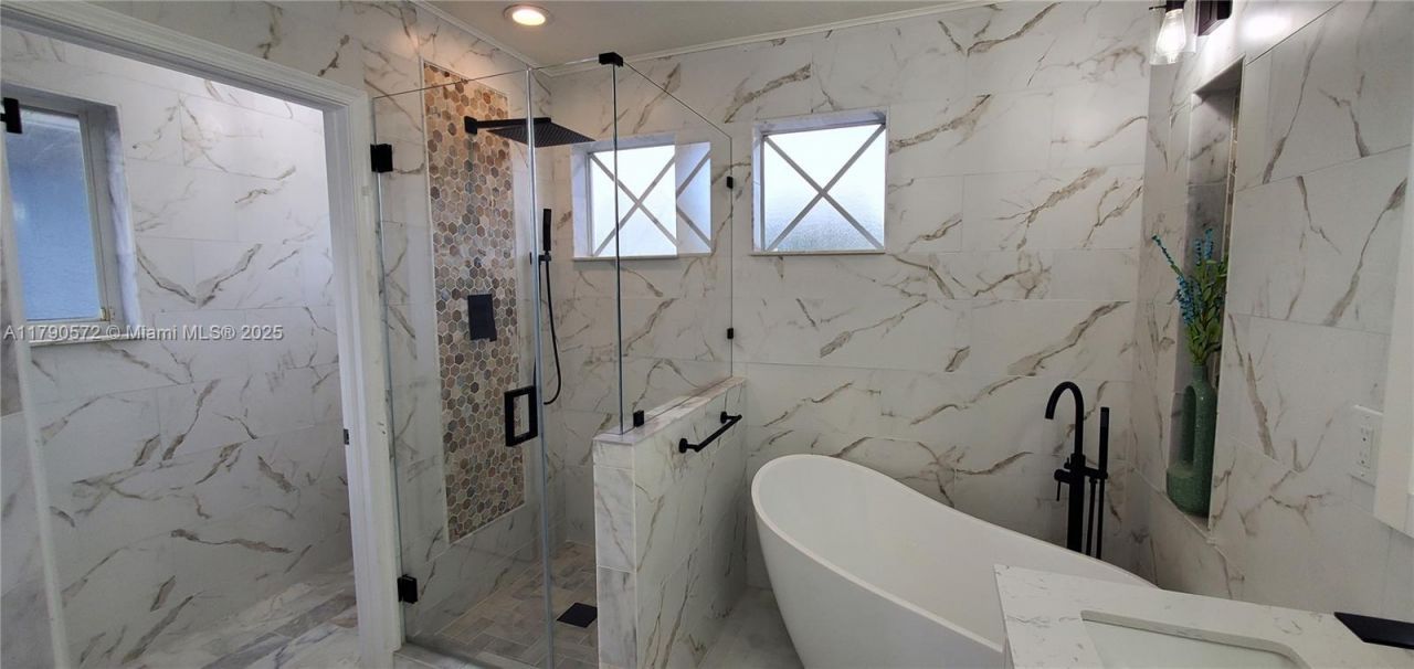 9042 Silver Glen Way, Lake Worth, FL 33467 Photo