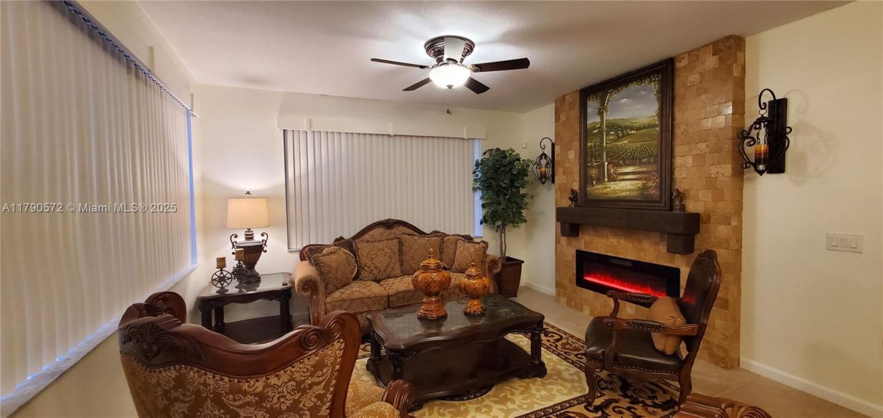 9042 Silver Glen Way, Lake Worth, FL 33467 Photo