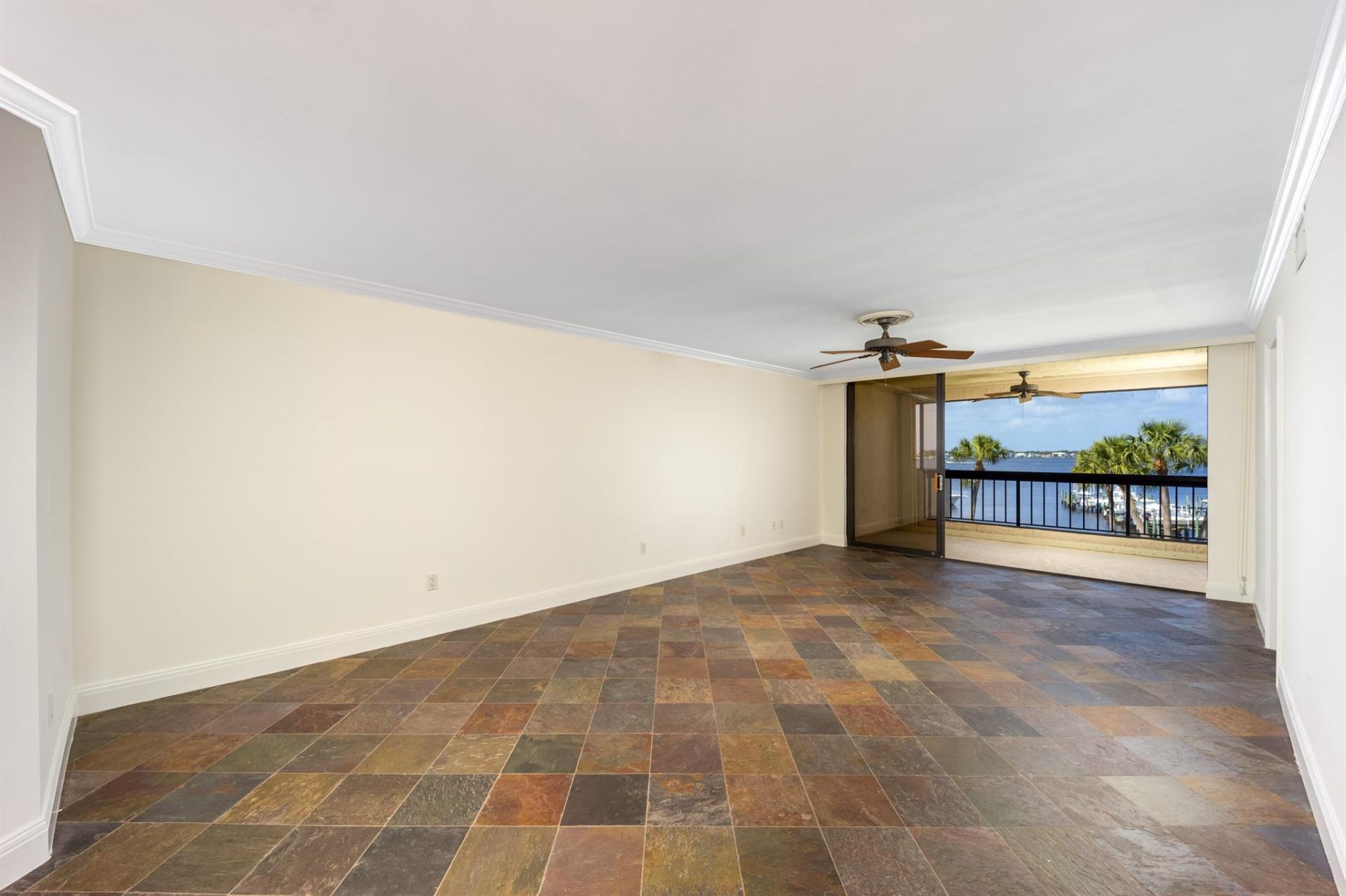 625 NW North River Drive, Unit 303, Stuart, FL 34994 Photo