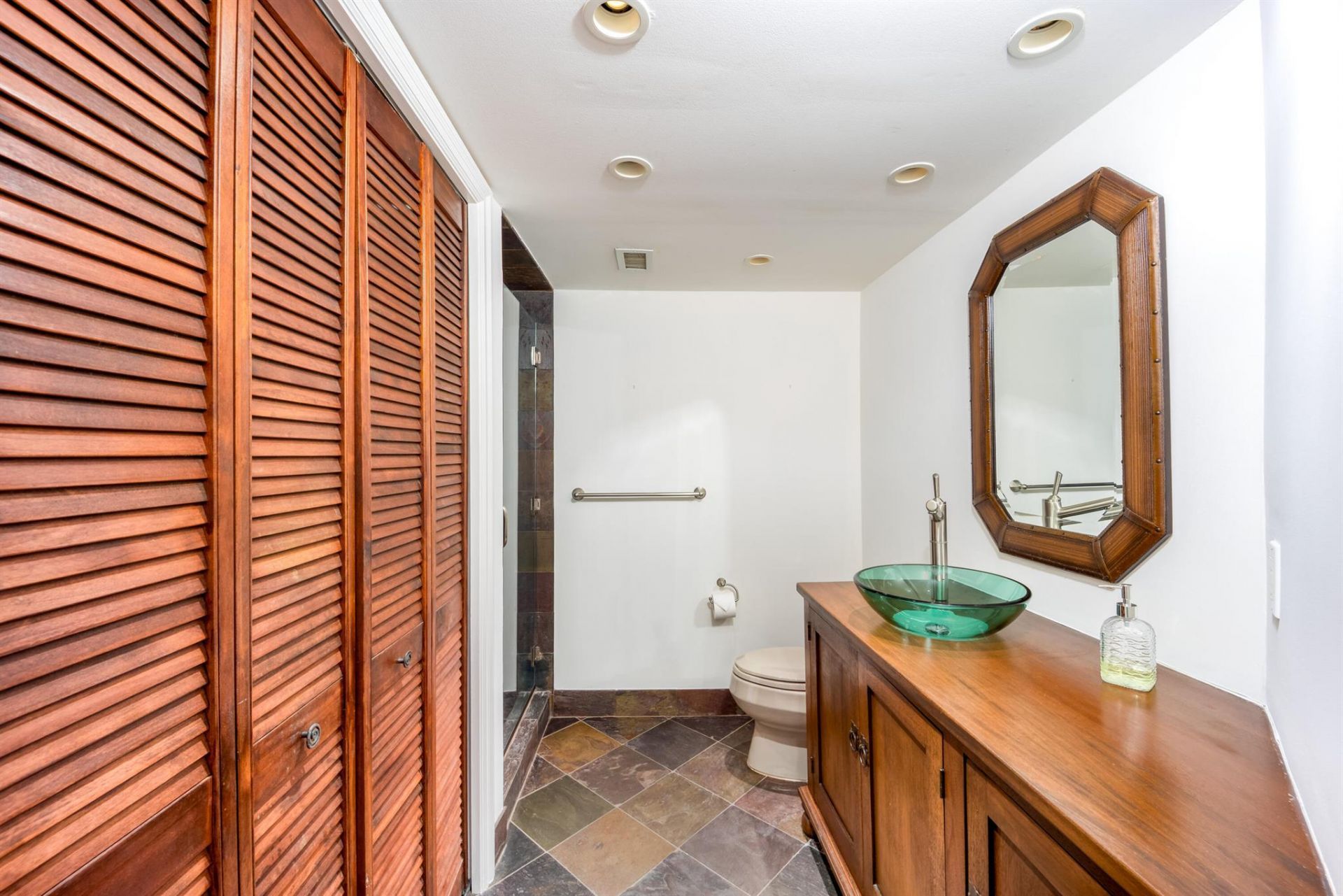 625 NW North River Drive, Unit 303, Stuart, FL 34994 Photo