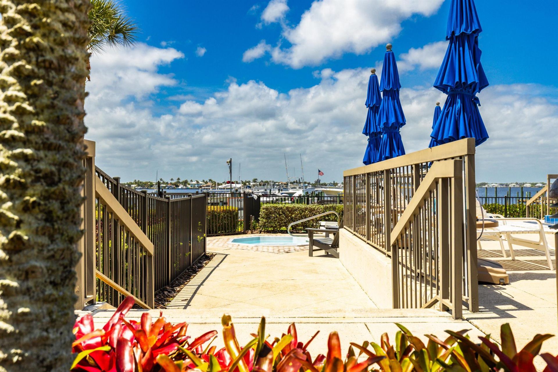 625 NW North River Drive, Unit 303, Stuart, FL 34994 Photo