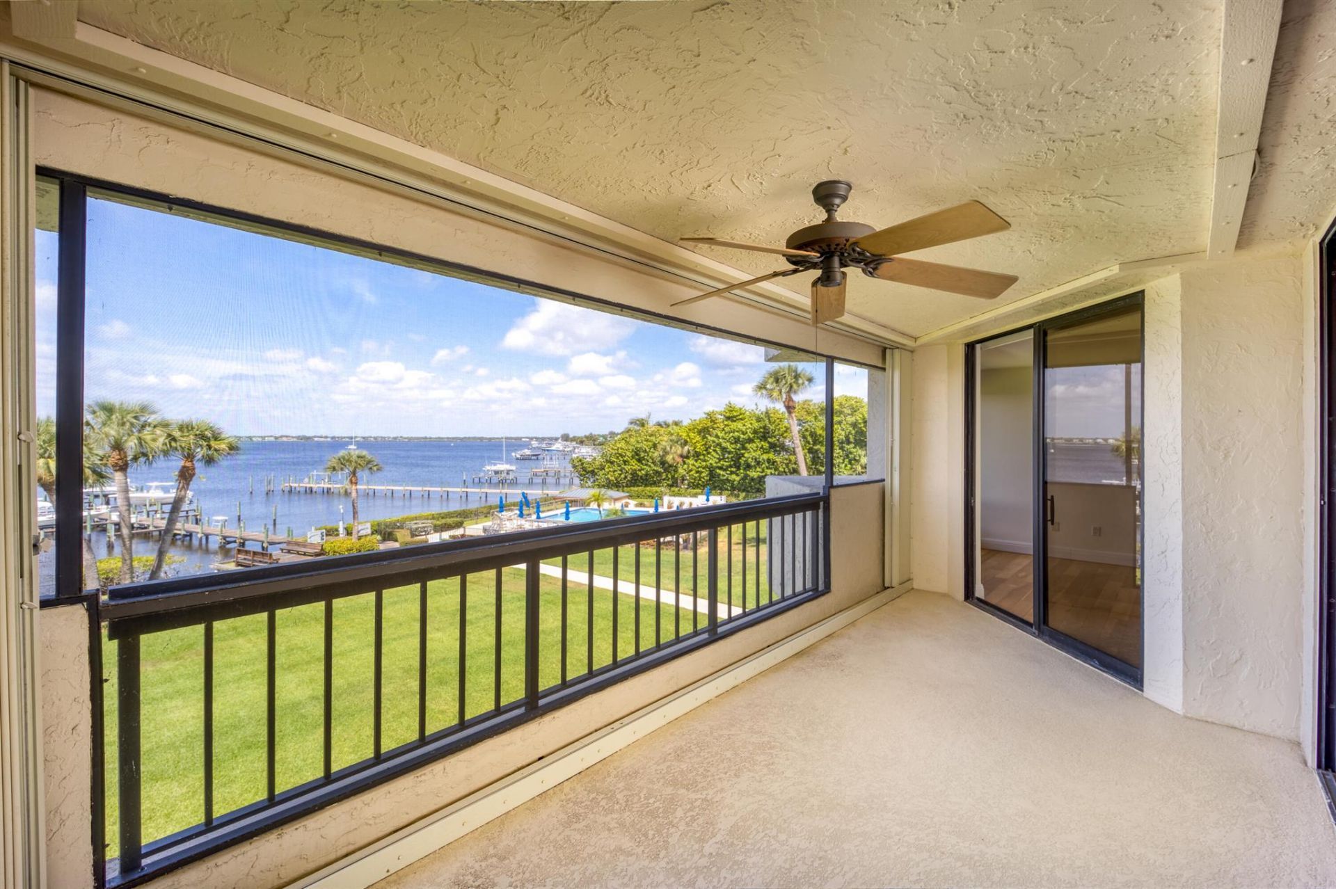625 NW North River Drive, Unit 303, Stuart, FL 34994 Photo