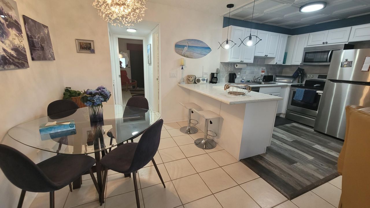 201 Kent L, West Palm Beach, FL 33417 Photo