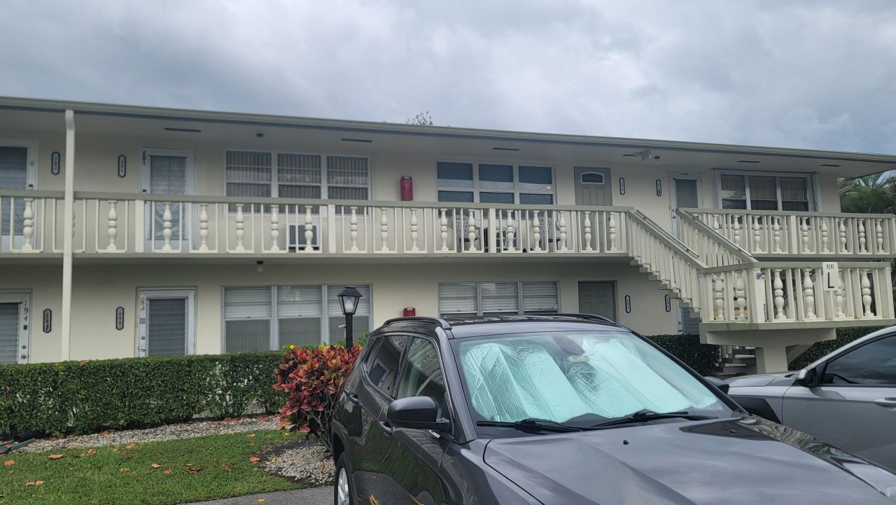 201 Kent L, West Palm Beach, FL 33417 Photo