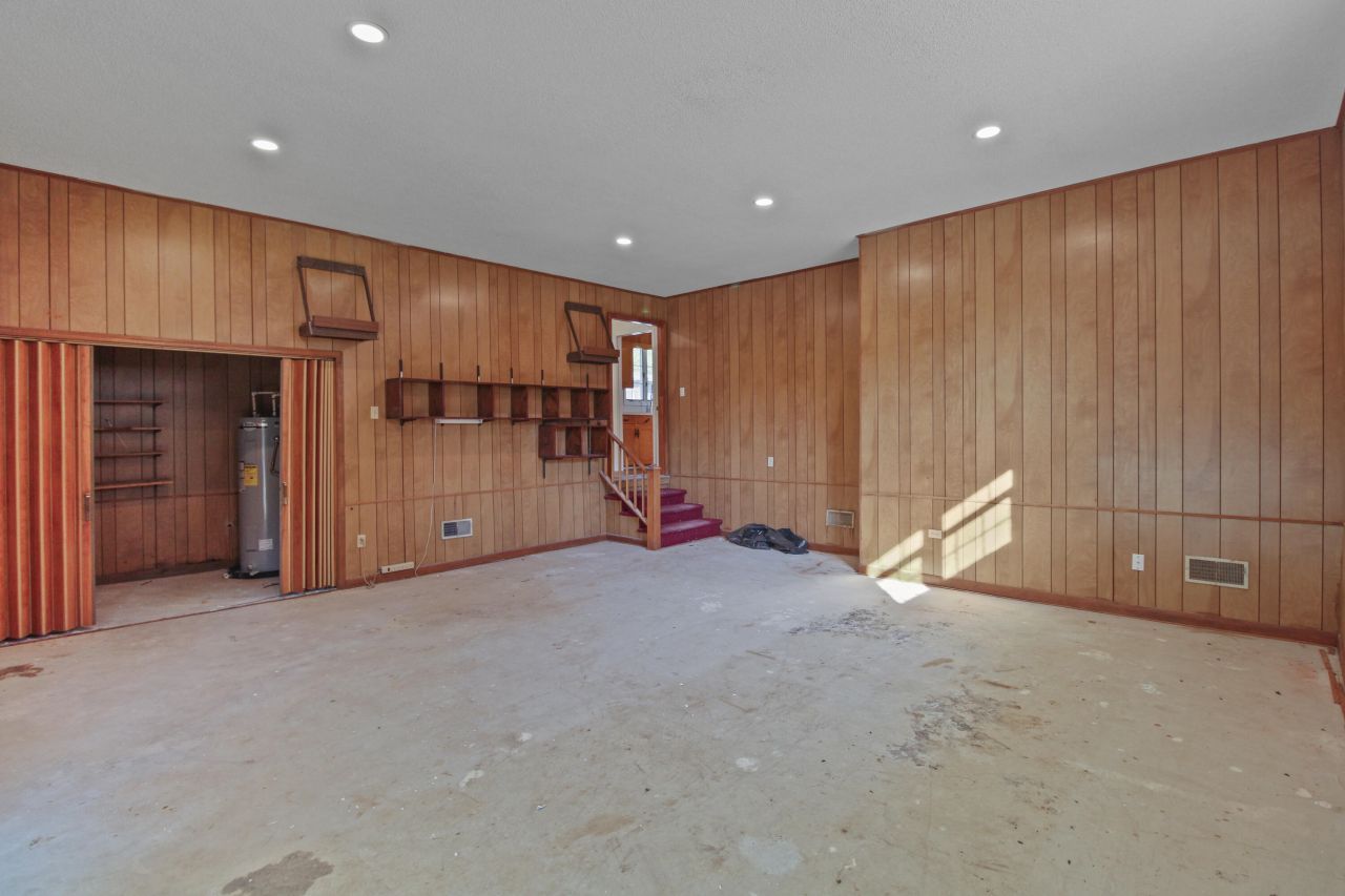 4230 Voorhees Road Photo 7