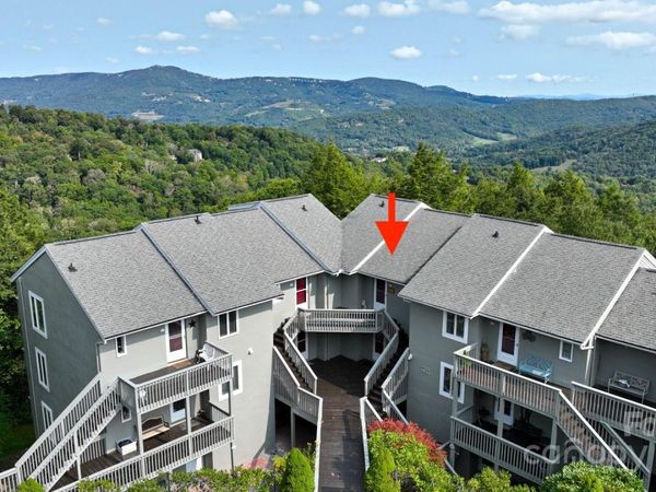367 Skyleaf Drive, Unit D15, Banner Elk, NC 28604