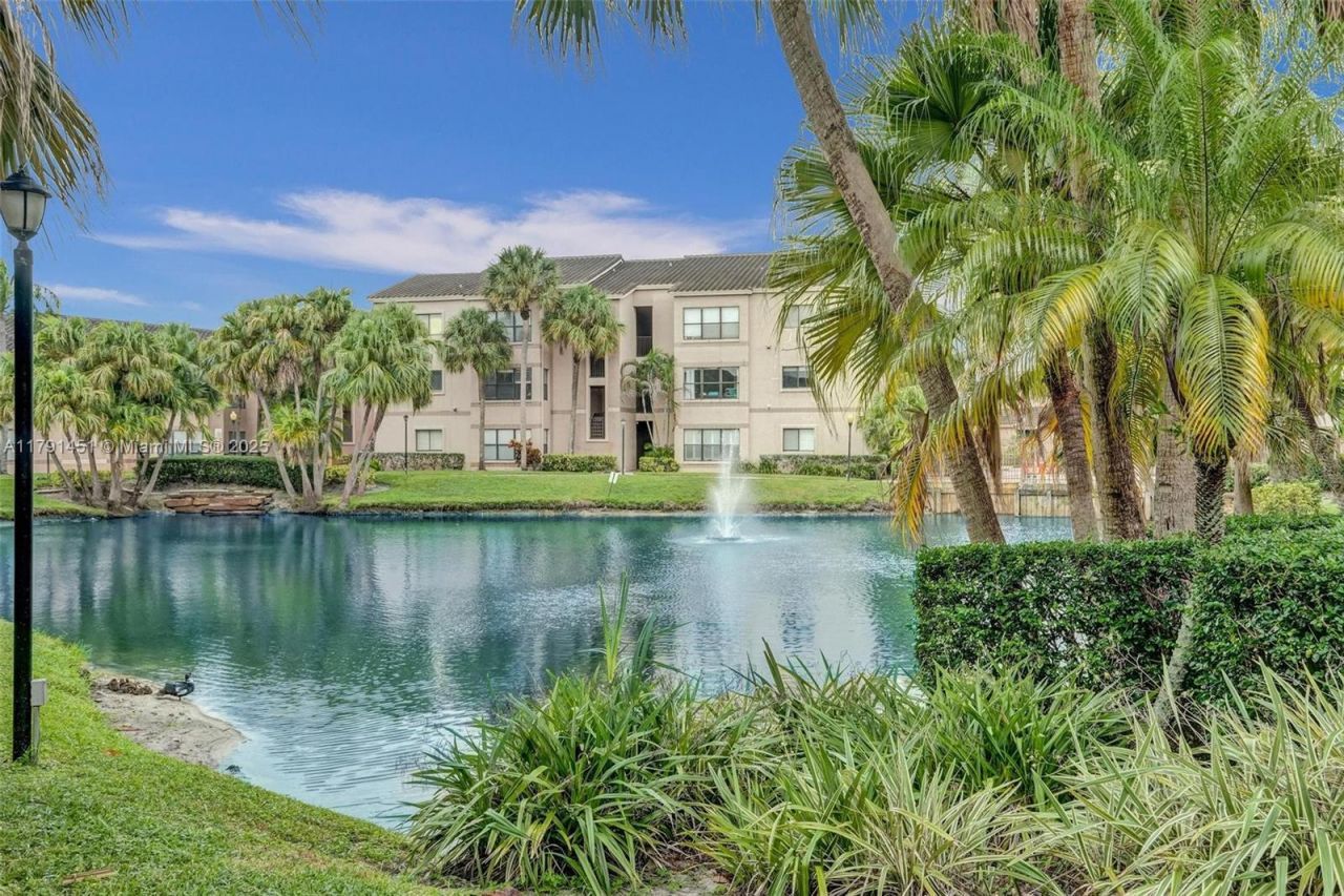 2986 S University Dr, Unit 8201, Davie, FL 33328 Photo