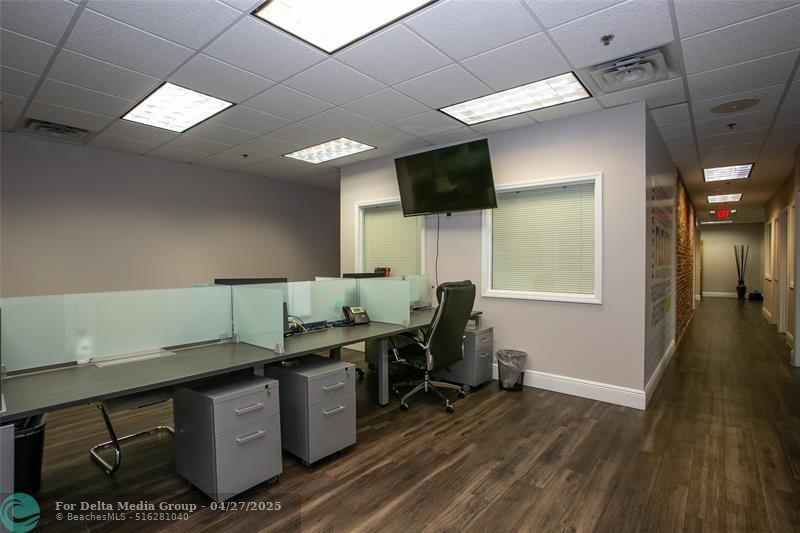 2690 Weston Rd, Weston, FL 33331 Photo