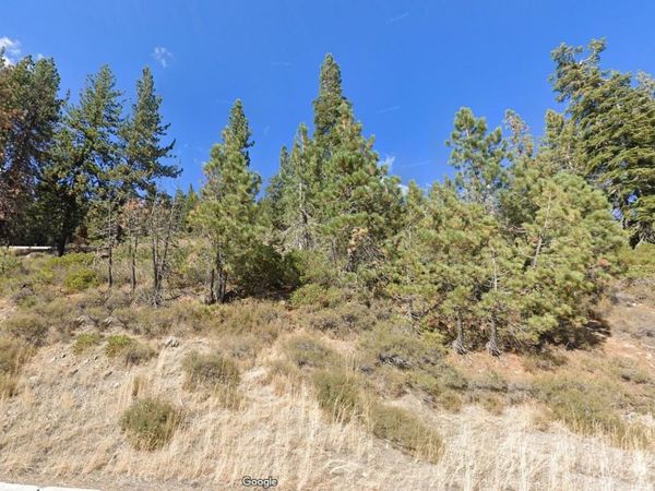 14580 Denton Avenue, Truckee, CA 96161