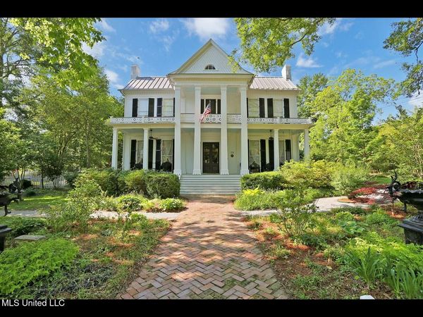 138 E Fulton Street, Canton, MS 39046