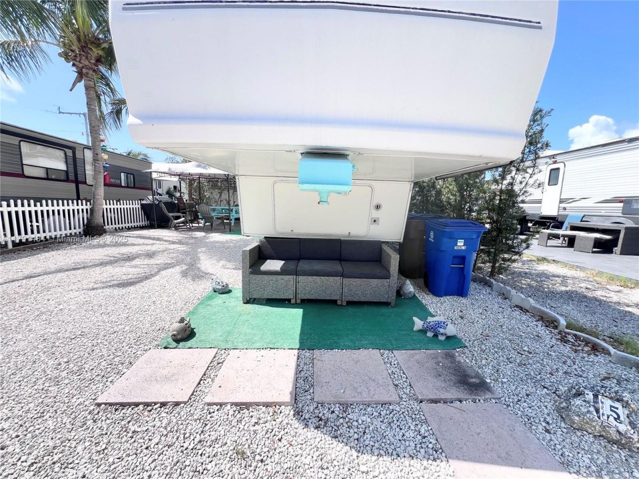 325 Calusa St #5, Key Largo, FL 33037 Photo