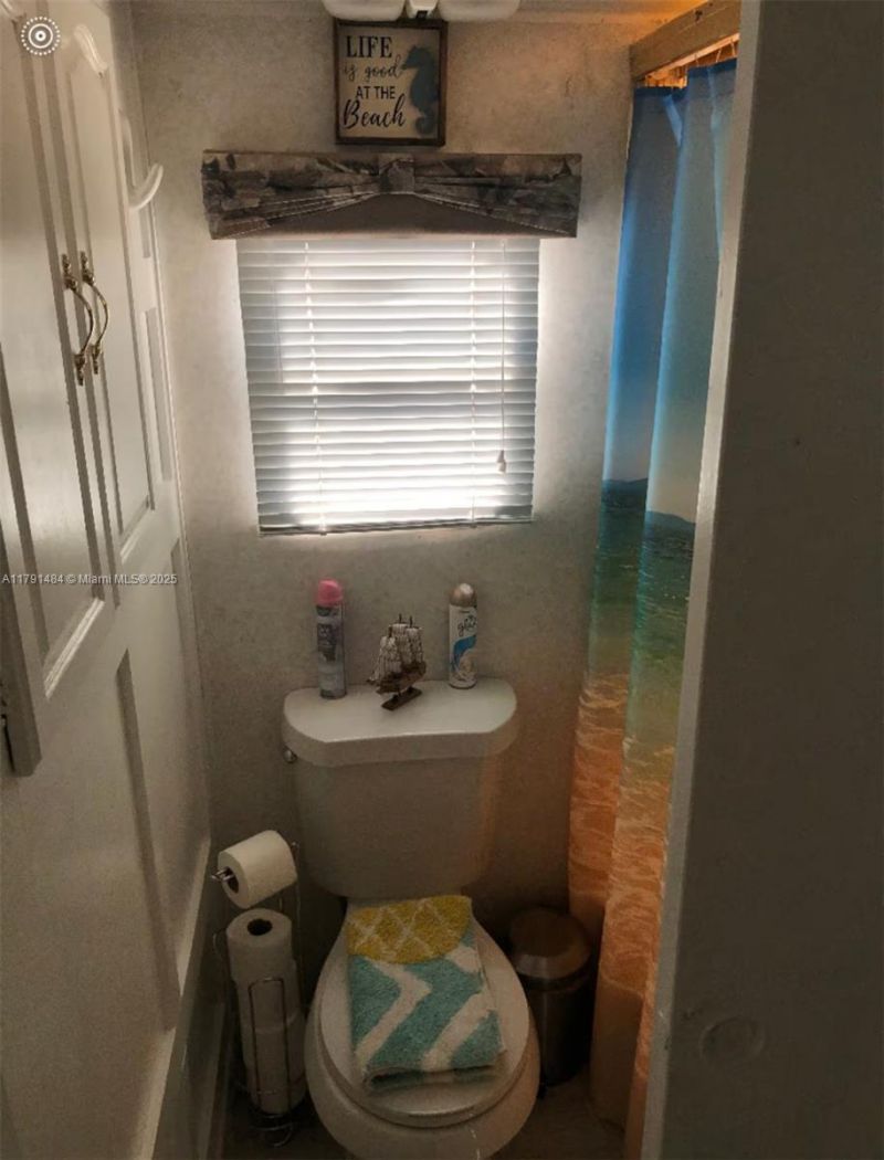 325 Calusa St #5, Key Largo, FL 33037 Photo