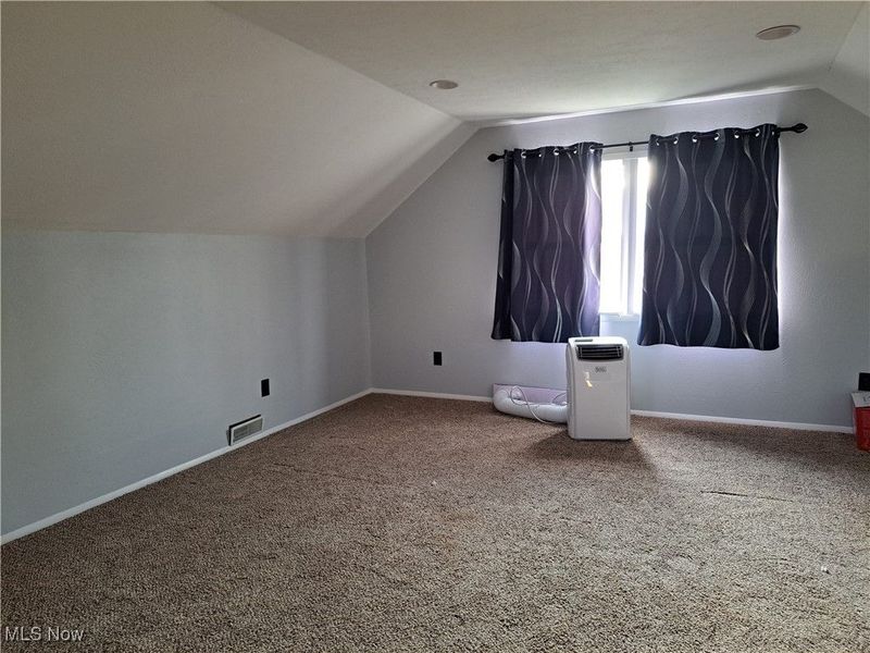 49197 John Tomcho Road, Caldwell, OH 43724 Photo 47