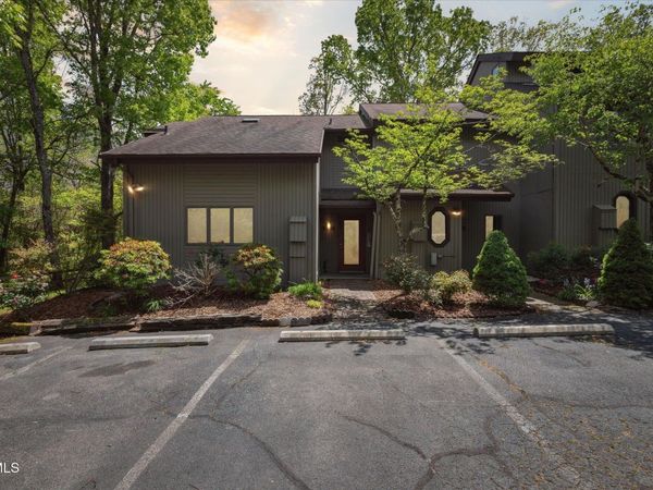 20 Willowbrook Drive, Unit 20, Kingsport, TN 37660