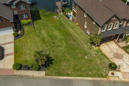 180 Palm Point Drive photo 4