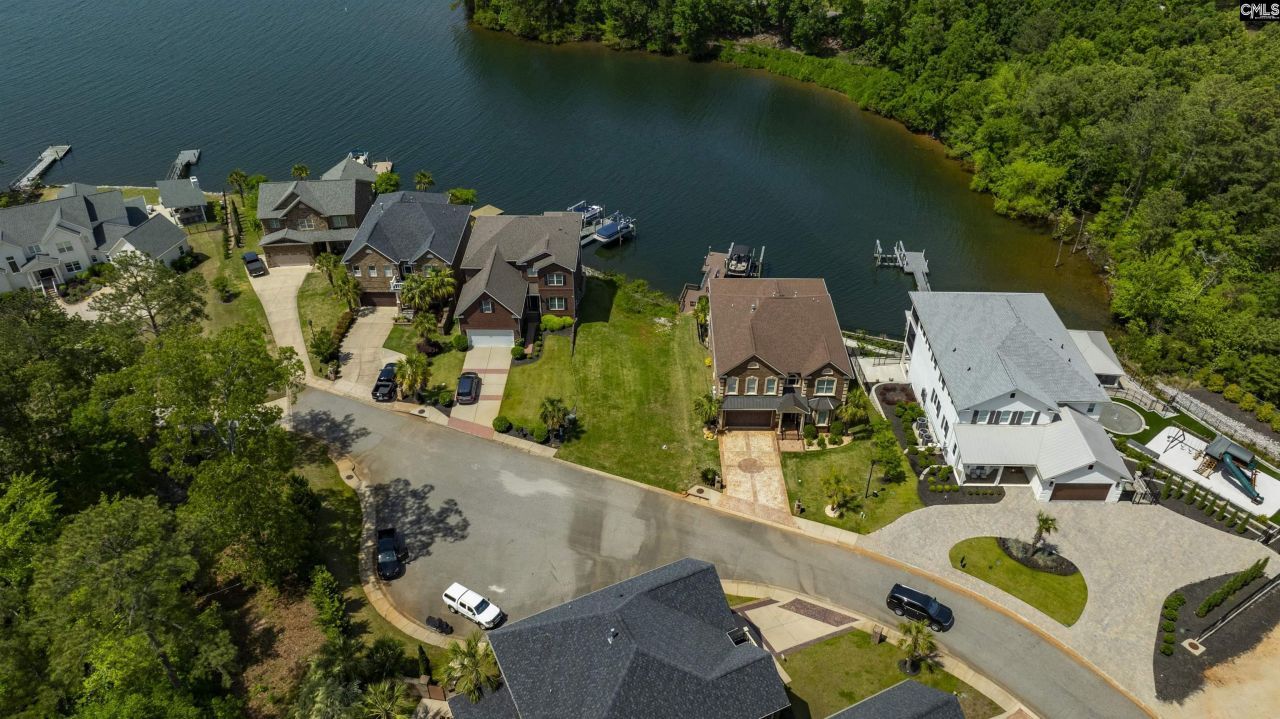 180 Palm Point Drive Photo 6