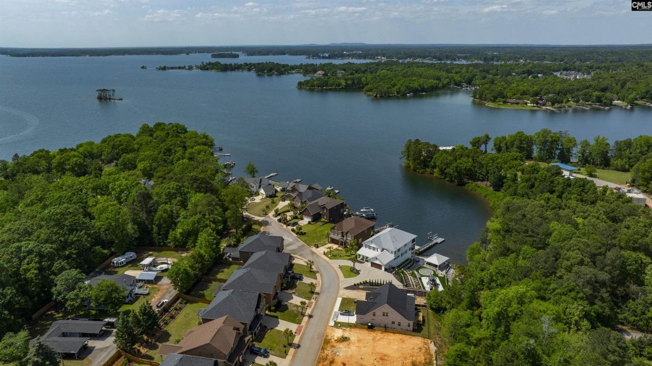 180 Palm Point Drive Photo 8