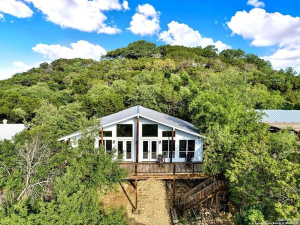 360 Lookout, Lakehills, TX 78063