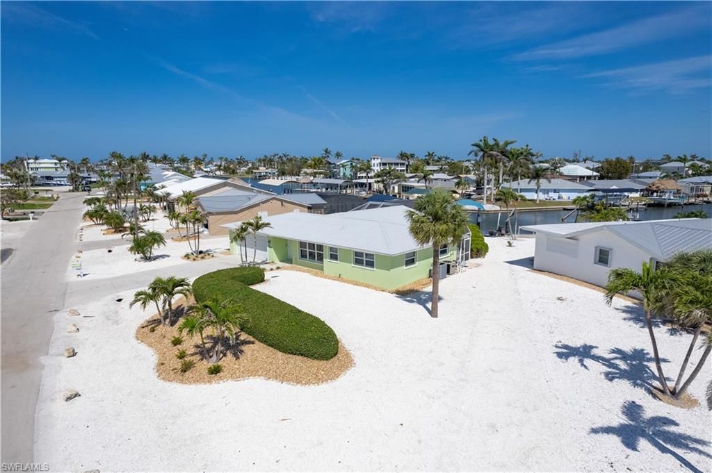 3226 Vacation Ln, Saint James City, FL 33956 Photo