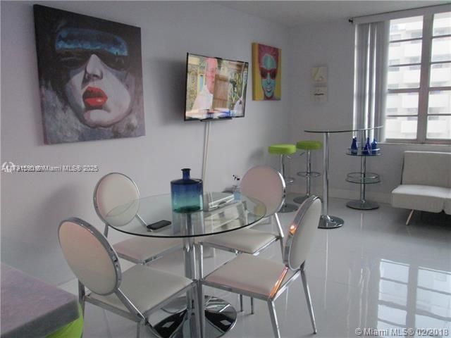 100 Lincoln Rd, Unit 705, Miami Beach, FL 33139 Photo