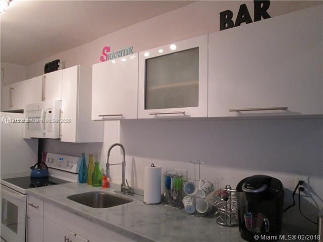 100 Lincoln Rd, Unit 705, Miami Beach, FL 33139 Photo