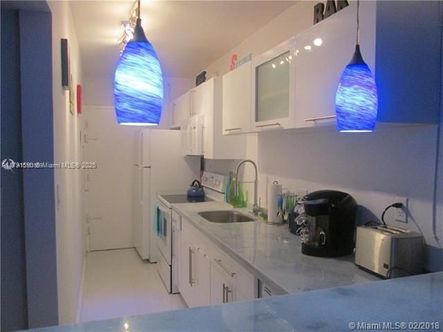 100 Lincoln Rd, Unit 705, Miami Beach, FL 33139 Photo