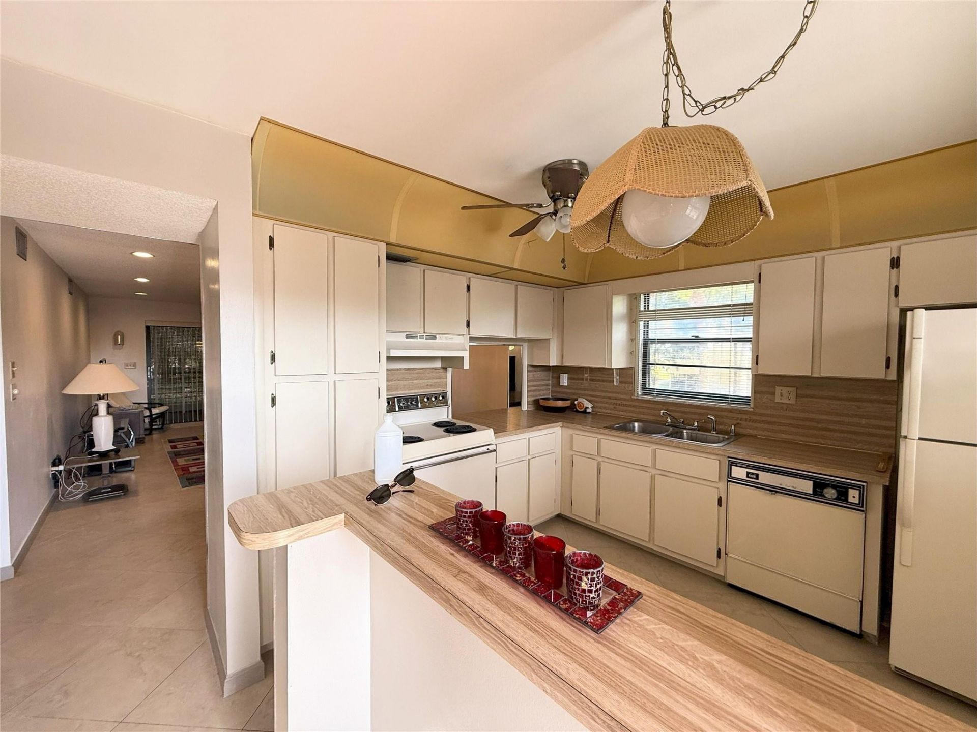 6095 N Sabal Palm Boulevard, Unit 212, Tamarac, FL 33319 Photo