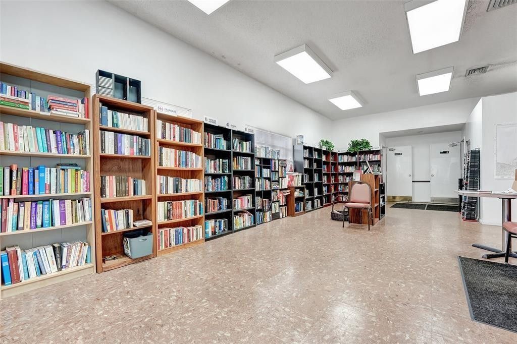 6095 N Sabal Palm Boulevard, Unit 212, Tamarac, FL 33319 Photo