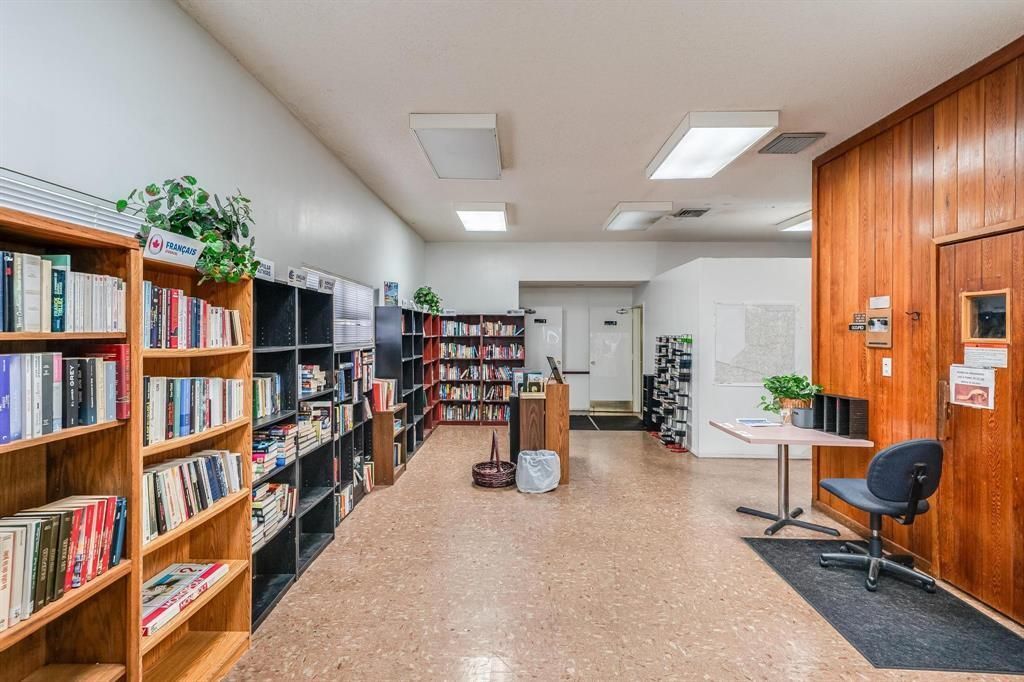 6095 N Sabal Palm Boulevard, Unit 212, Tamarac, FL 33319 Photo