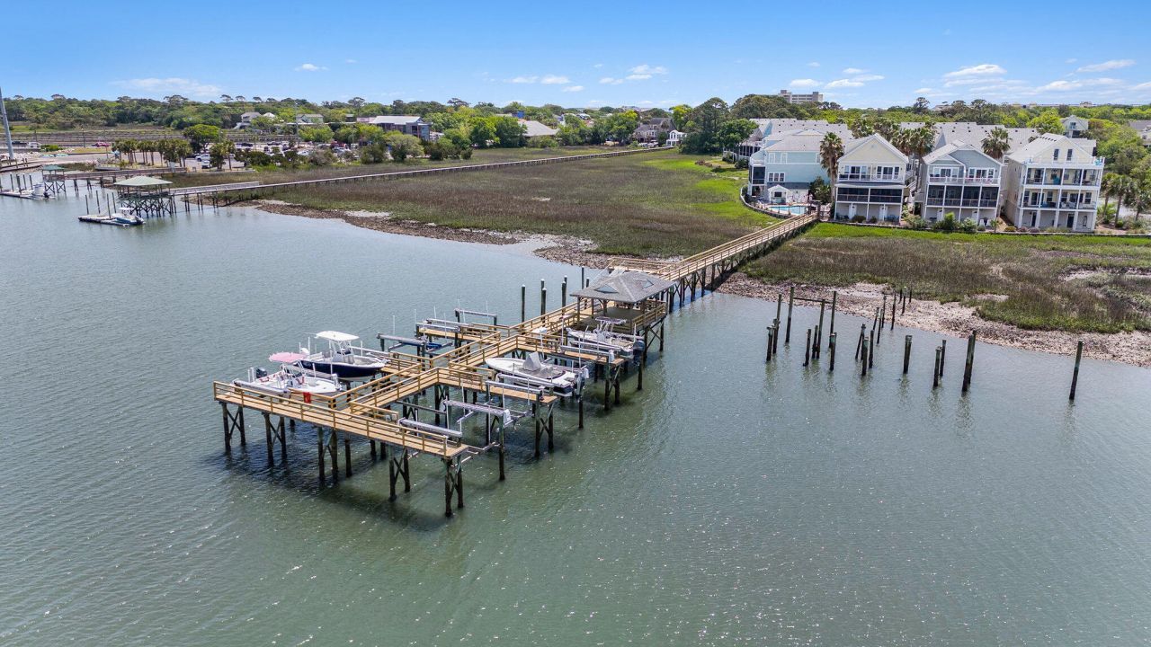 126 W 2nd Street Photo 28