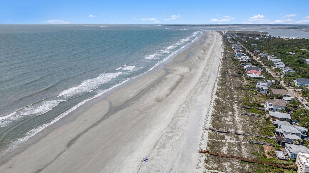 126 W 2nd Street Photo 32