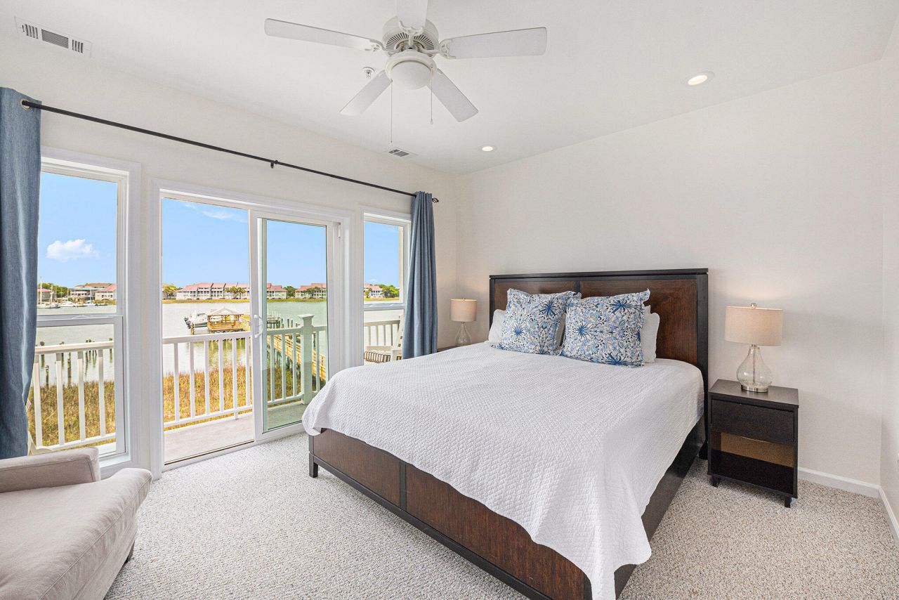 126 W 2nd Street Photo 4